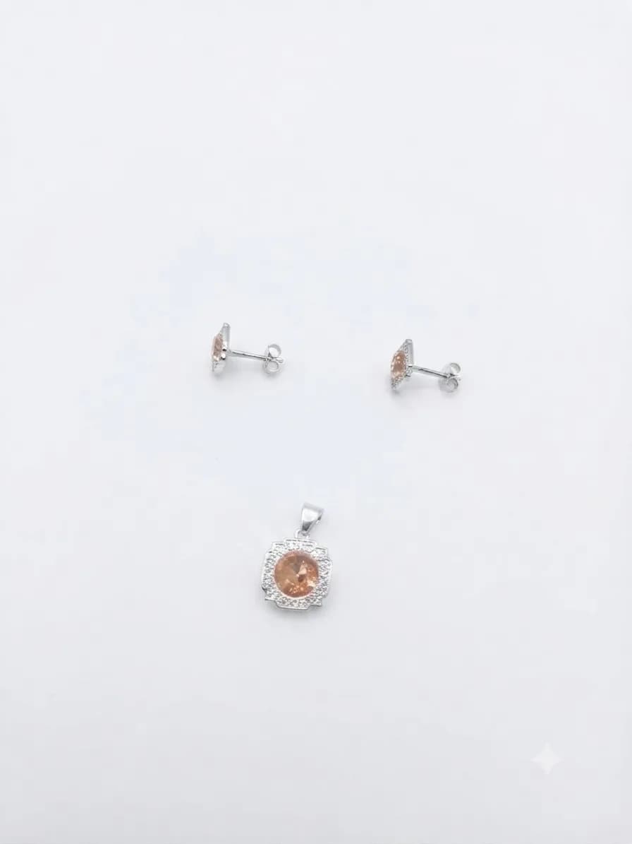 Celeste Pearl Layer Necklace