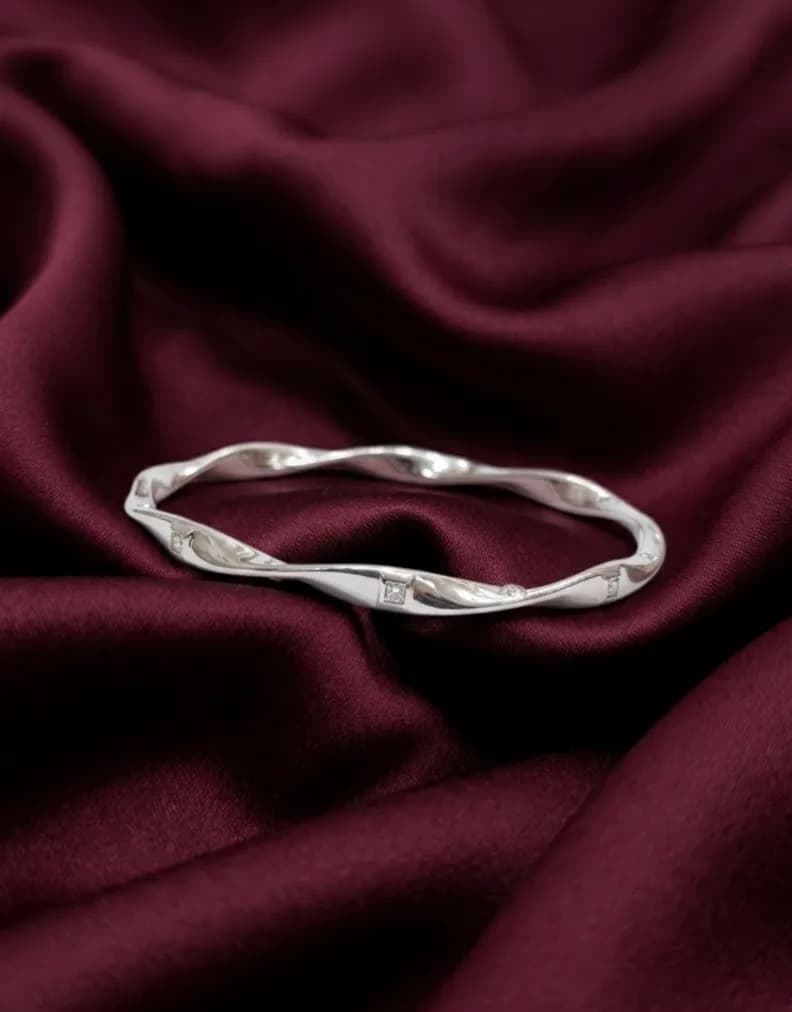Twisted Bangle Bangle