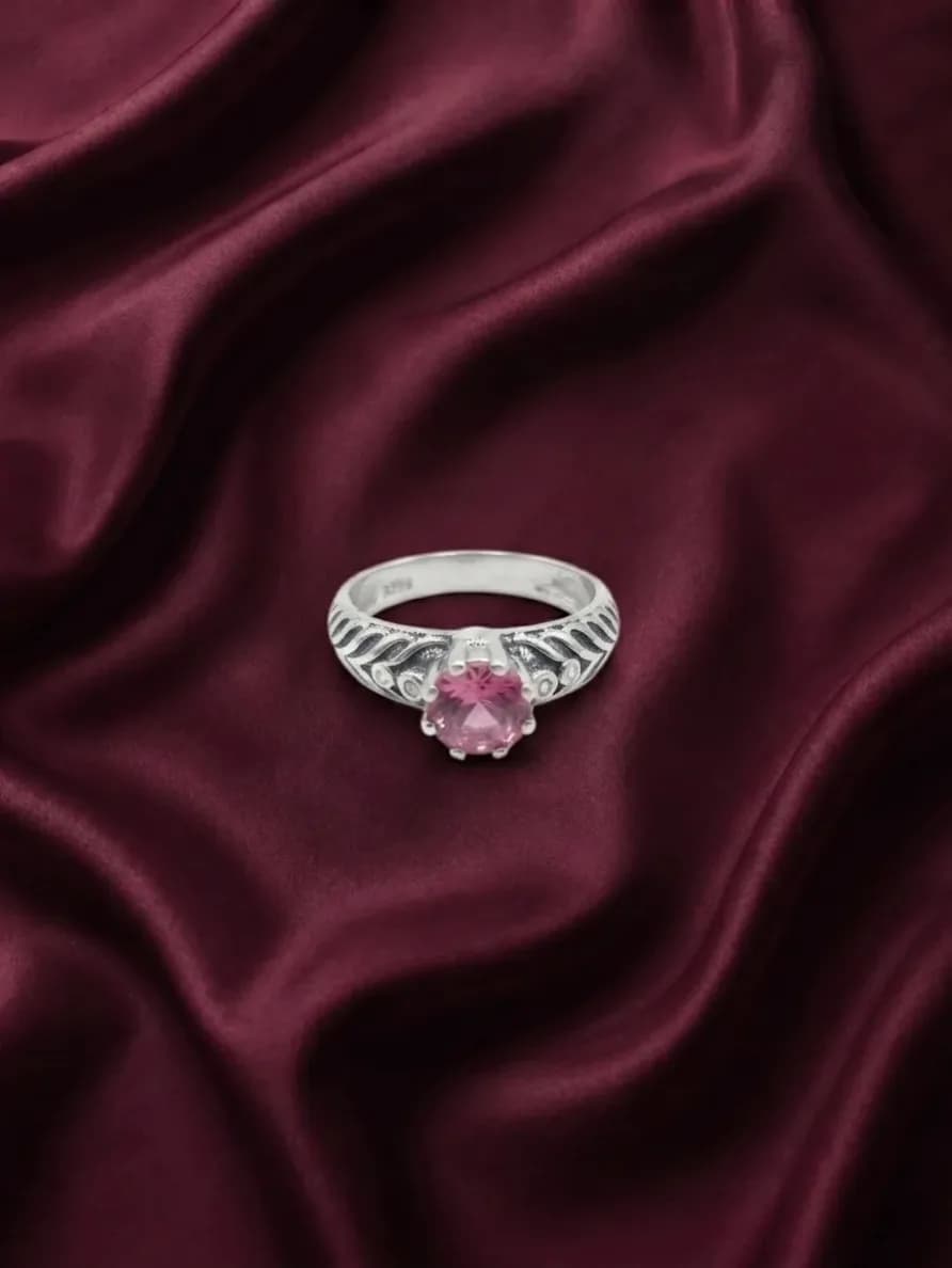 Rosé Vine Ring