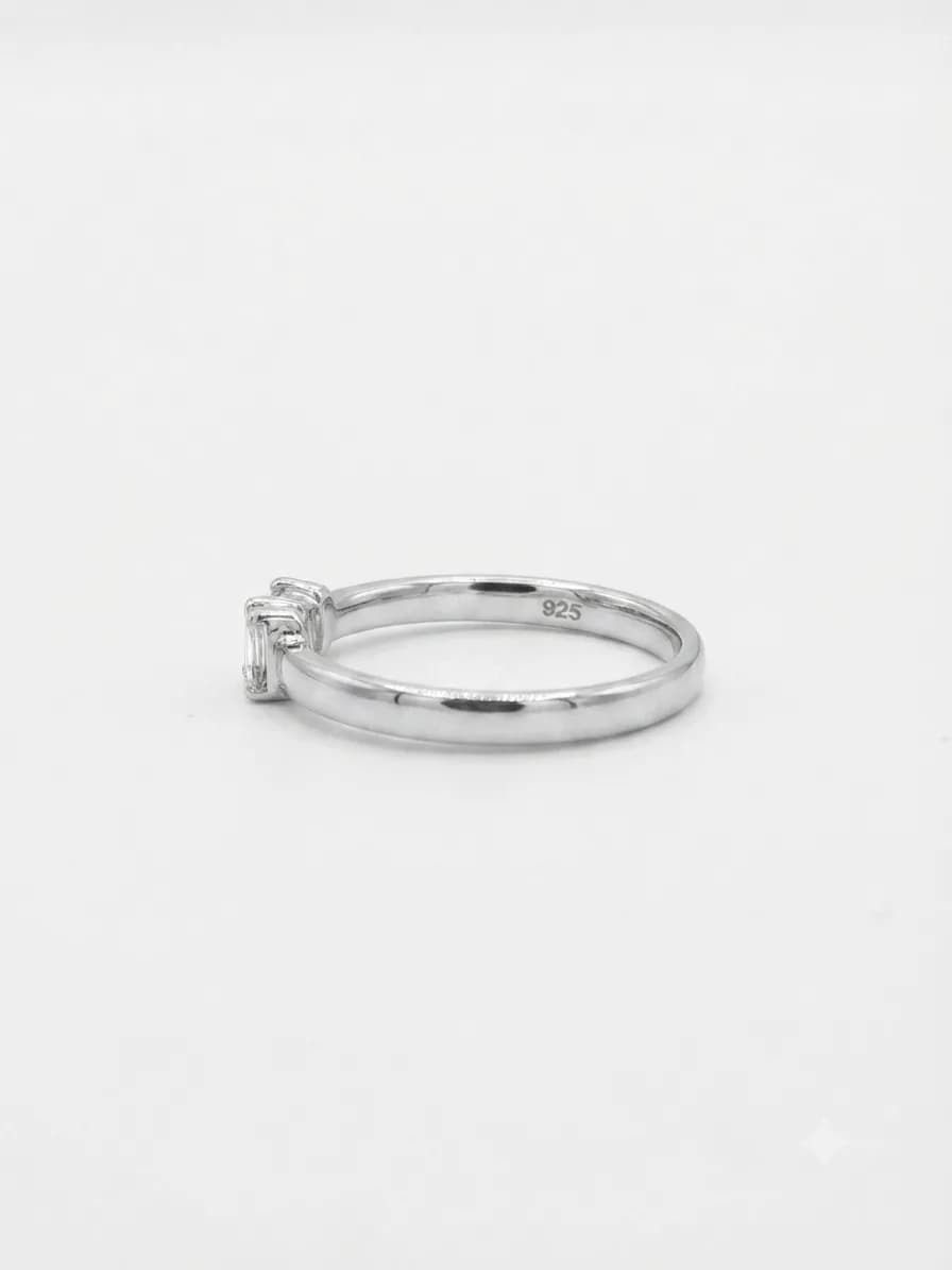 Regal Whisper Ring