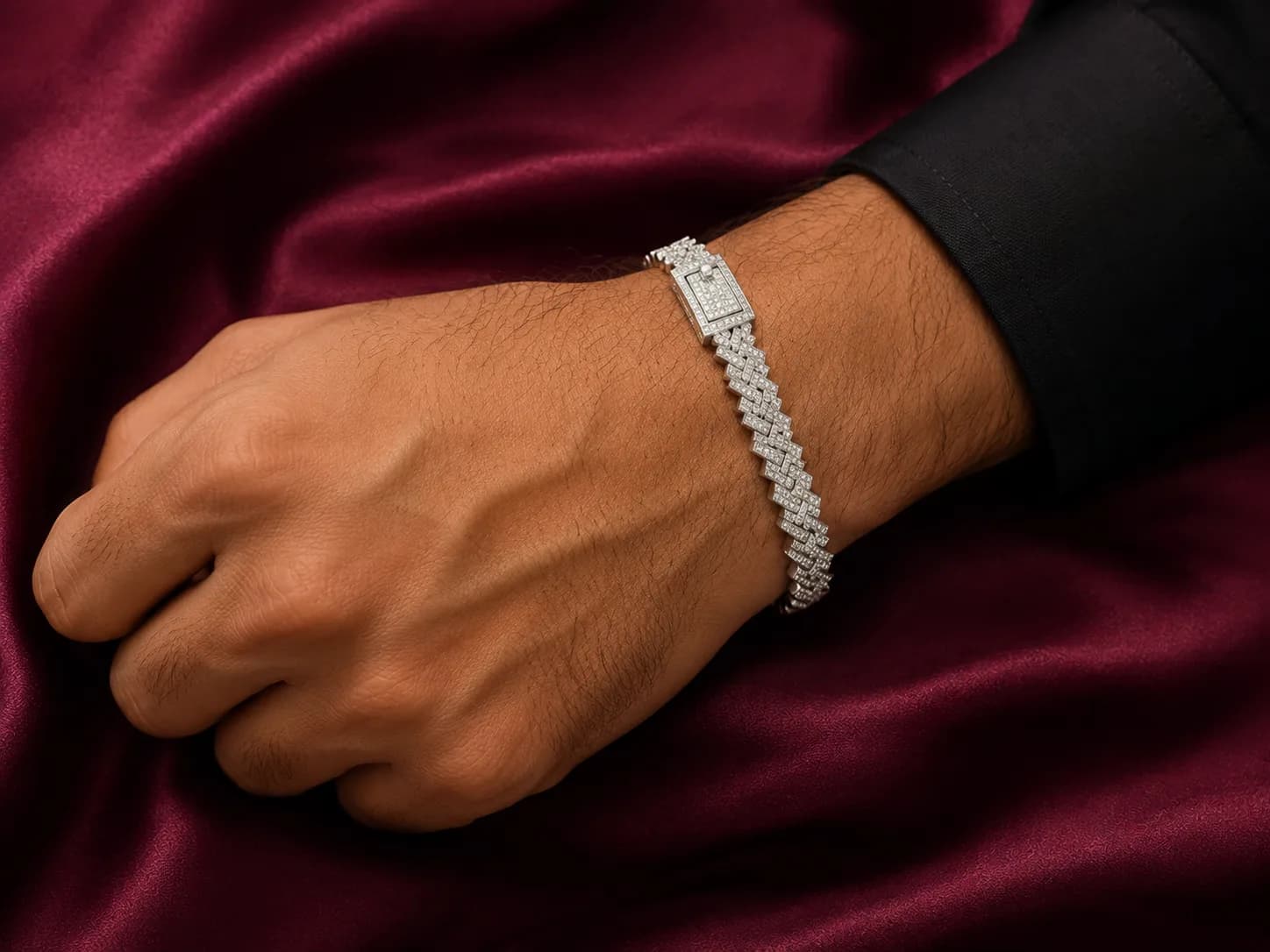 Regal Link Men’s Bracelet