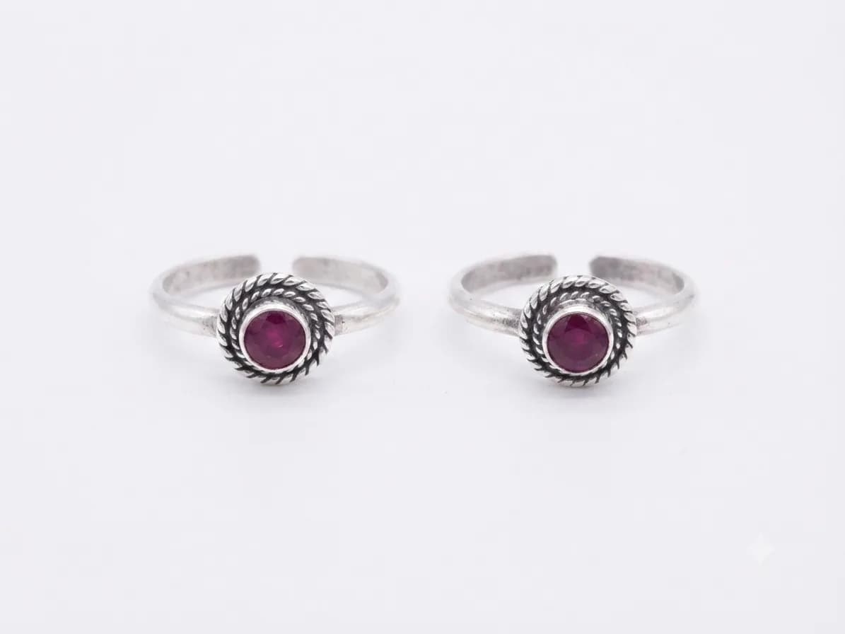 Veloura Ruby Halo Toe Ring