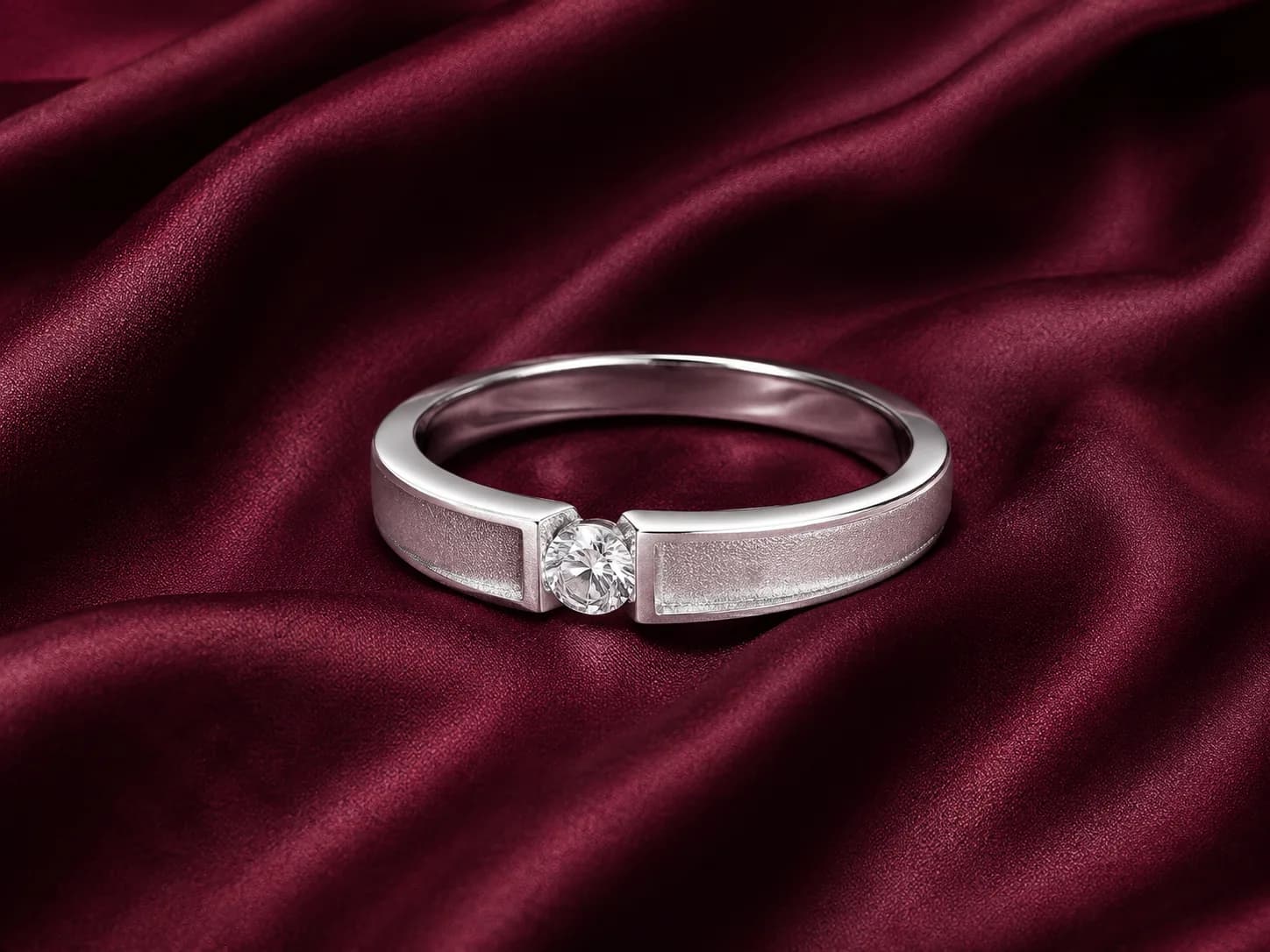 Serenelle Diamond Frame Ring