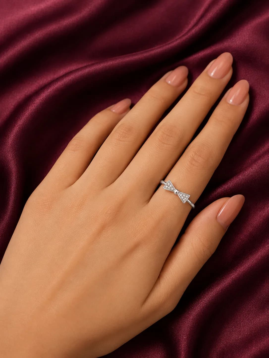 Élise Bow Sparkle Ring