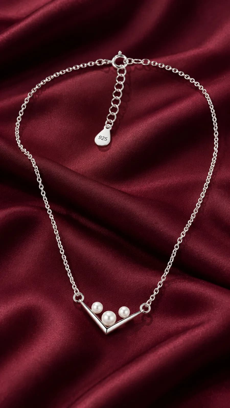 Silver Pearl V pandent chain