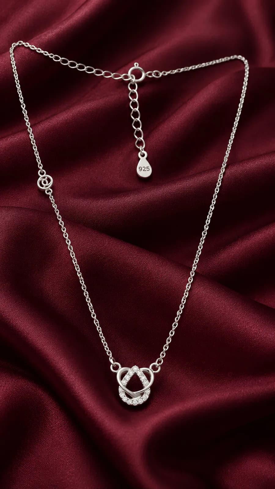 Silver Elegant Heart pandent chain