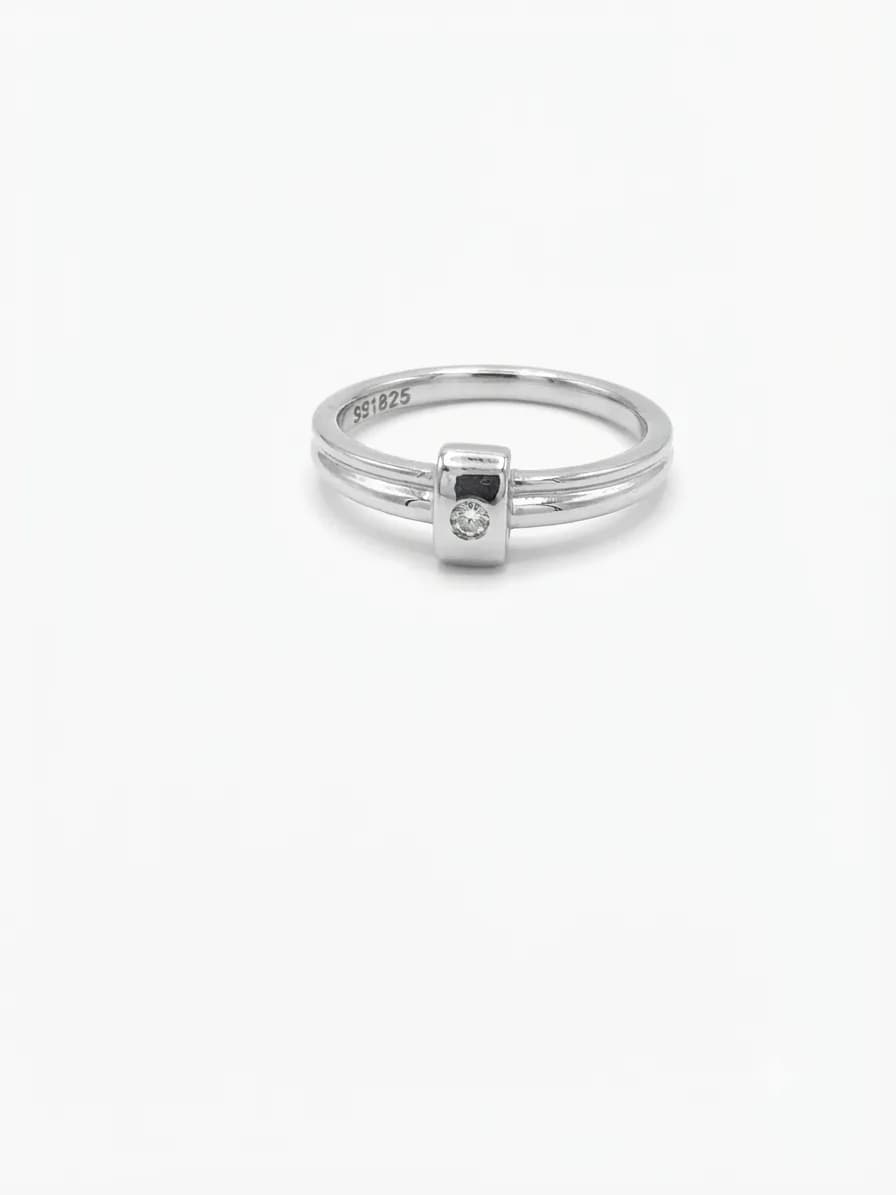 Sterling Silver Minimalist Solitaire Ring