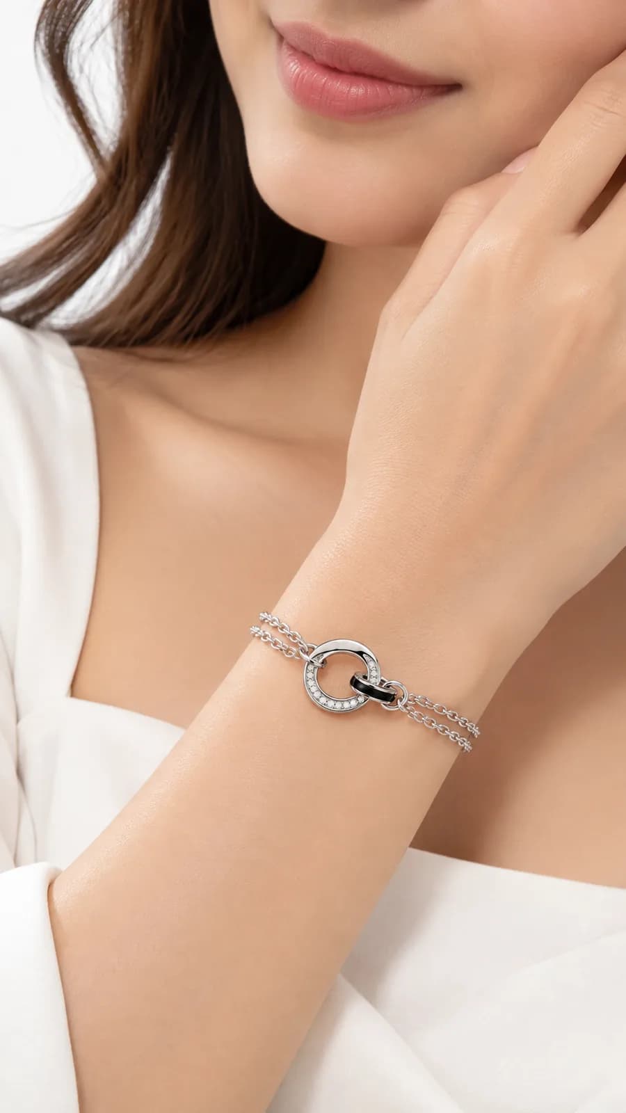 Interlocking Double-Layer Circle Bracelet