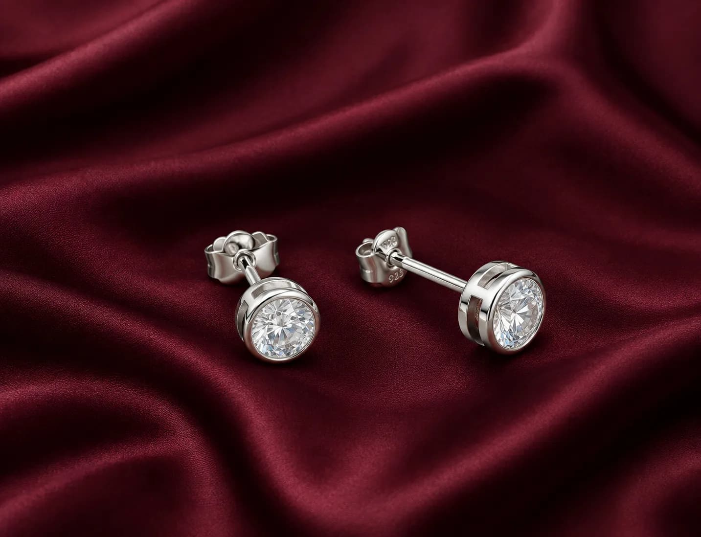 Classic Round Solitaire Stud Earrings
