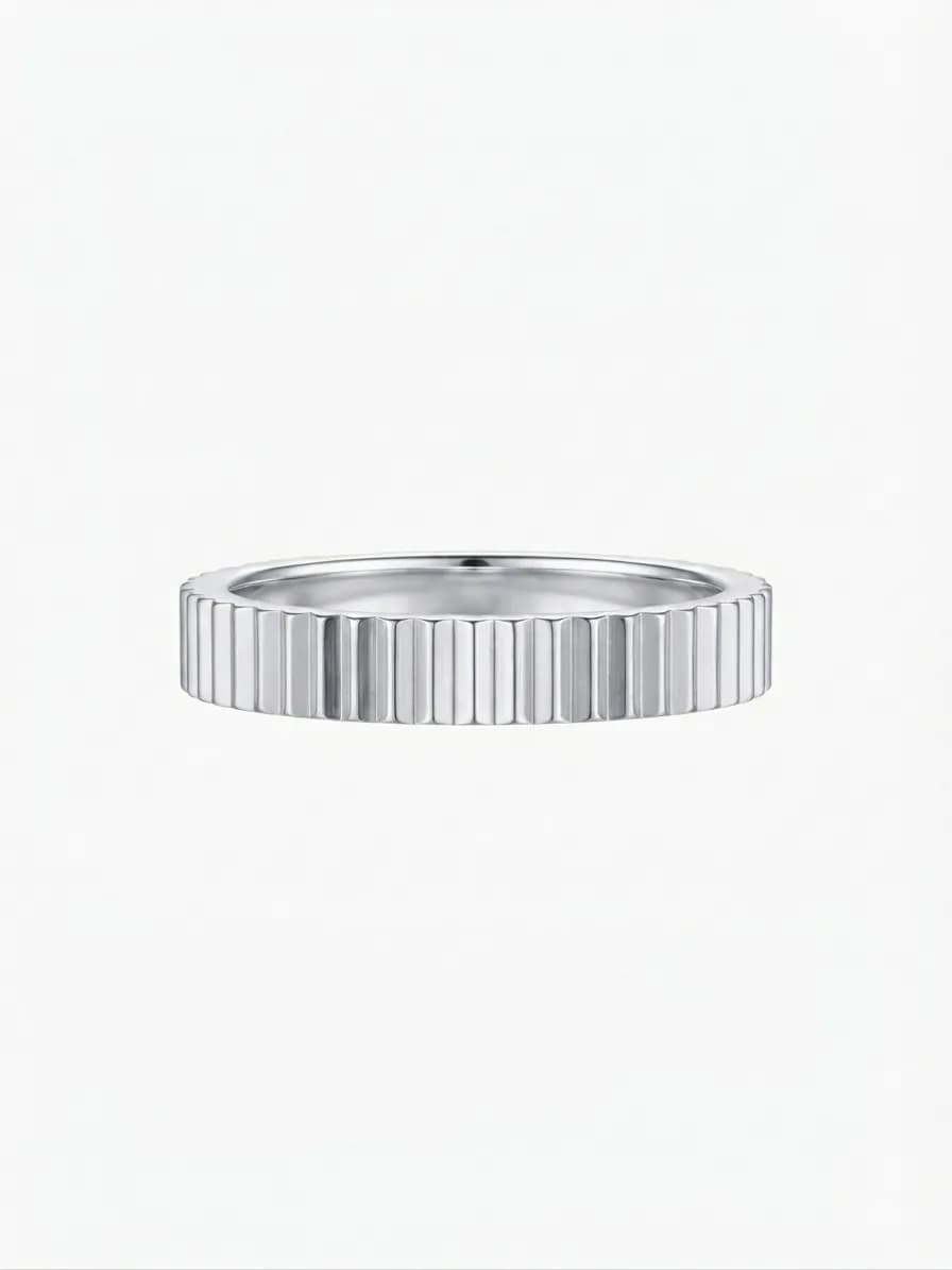 Celestial Ribbed Luxe Band ring