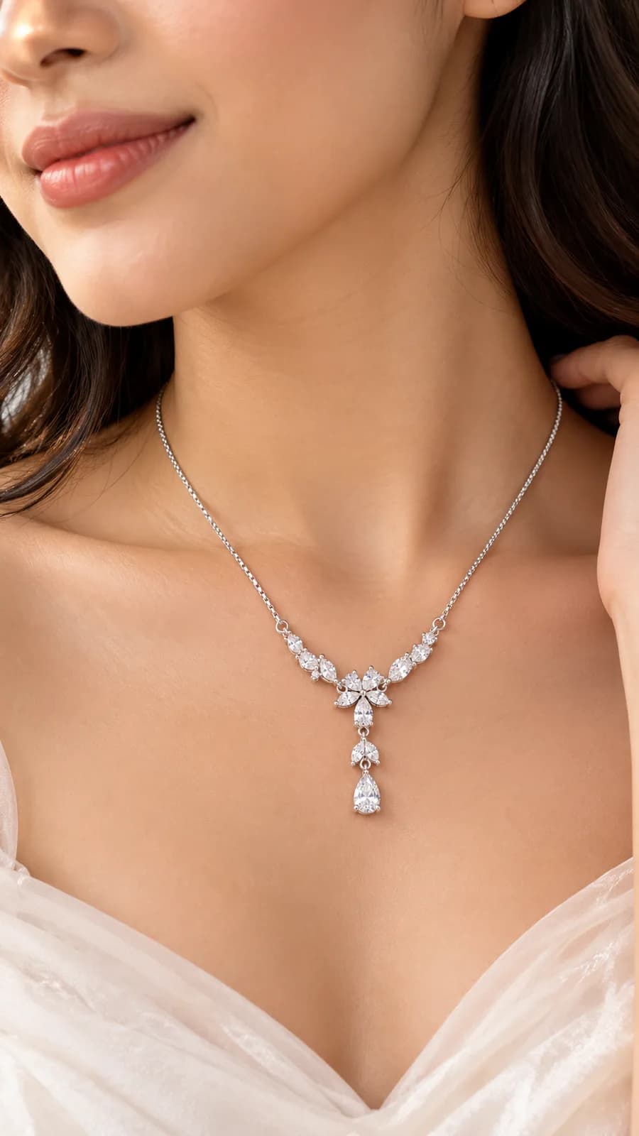 Silver Floral Cascade Pendant chain