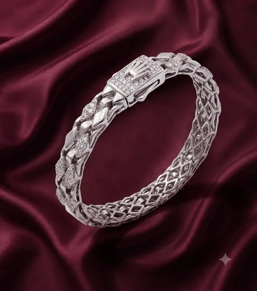 Royal Link Statement Bracelet