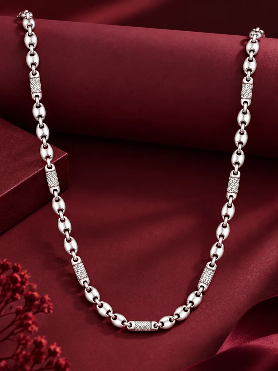 Luxe Textured Link Chain