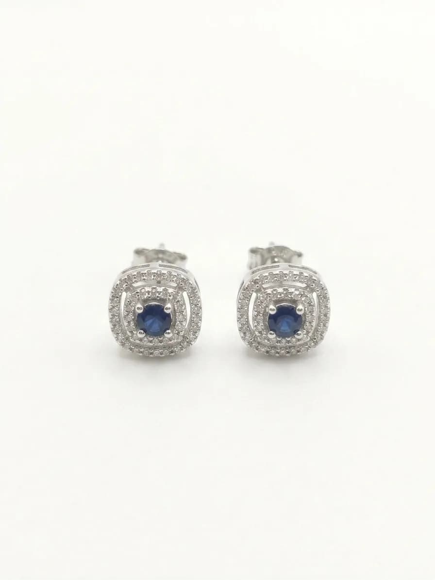 Royal Aura Stud Earrings