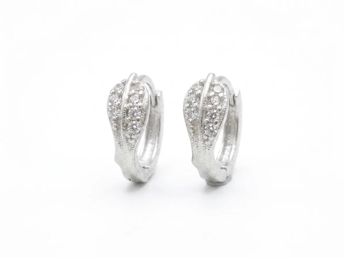 Luna Curve Hoops