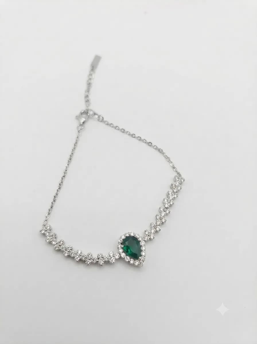 Green Lucent Cluster Bracelet