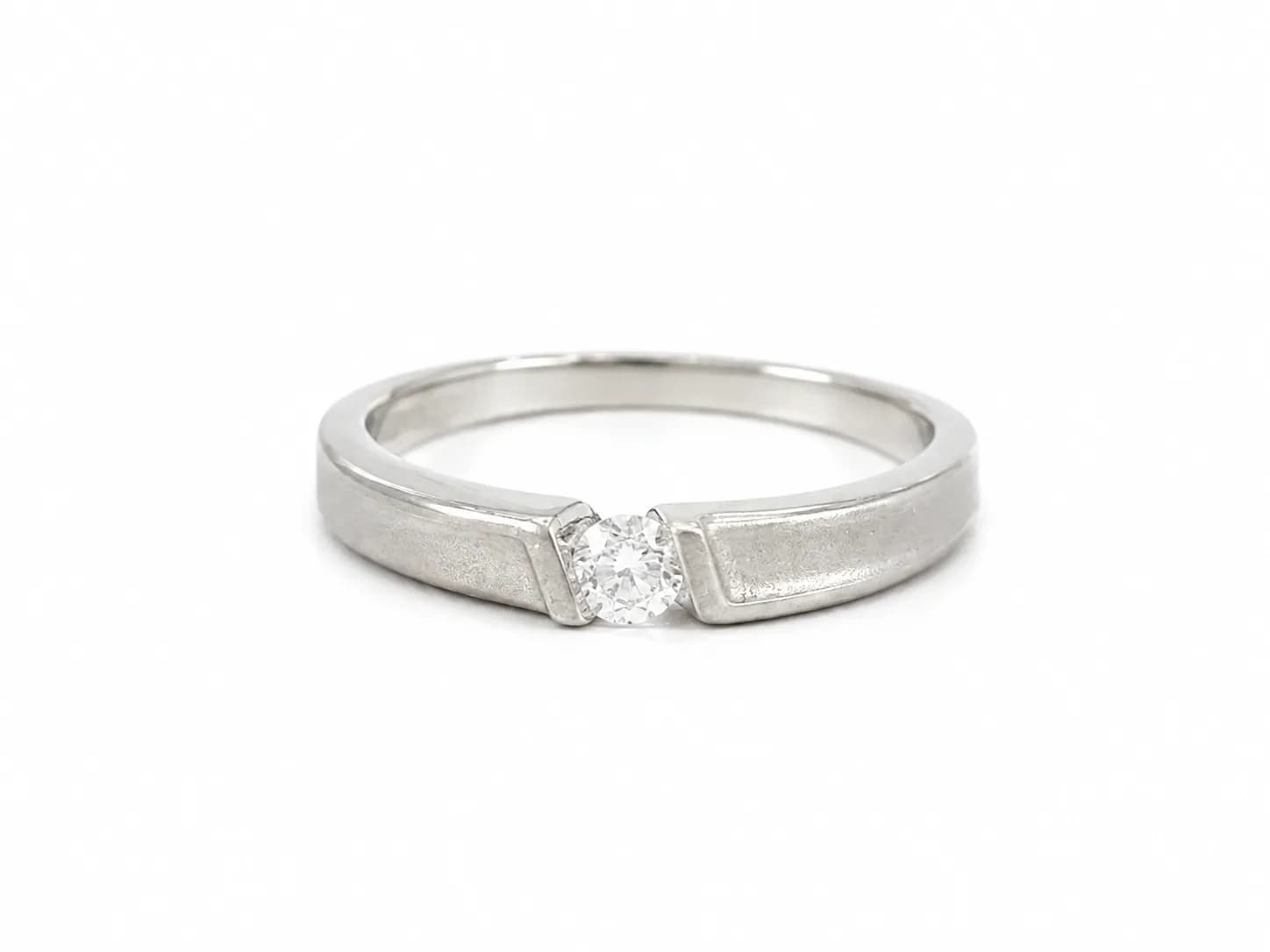 Serenelle Diamond Frame Ring