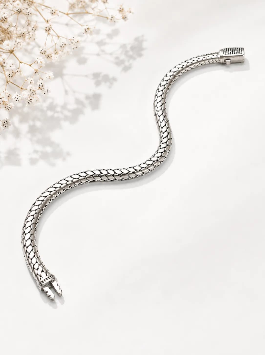 Silver Snake-Style Mesh Men’s Bracelet