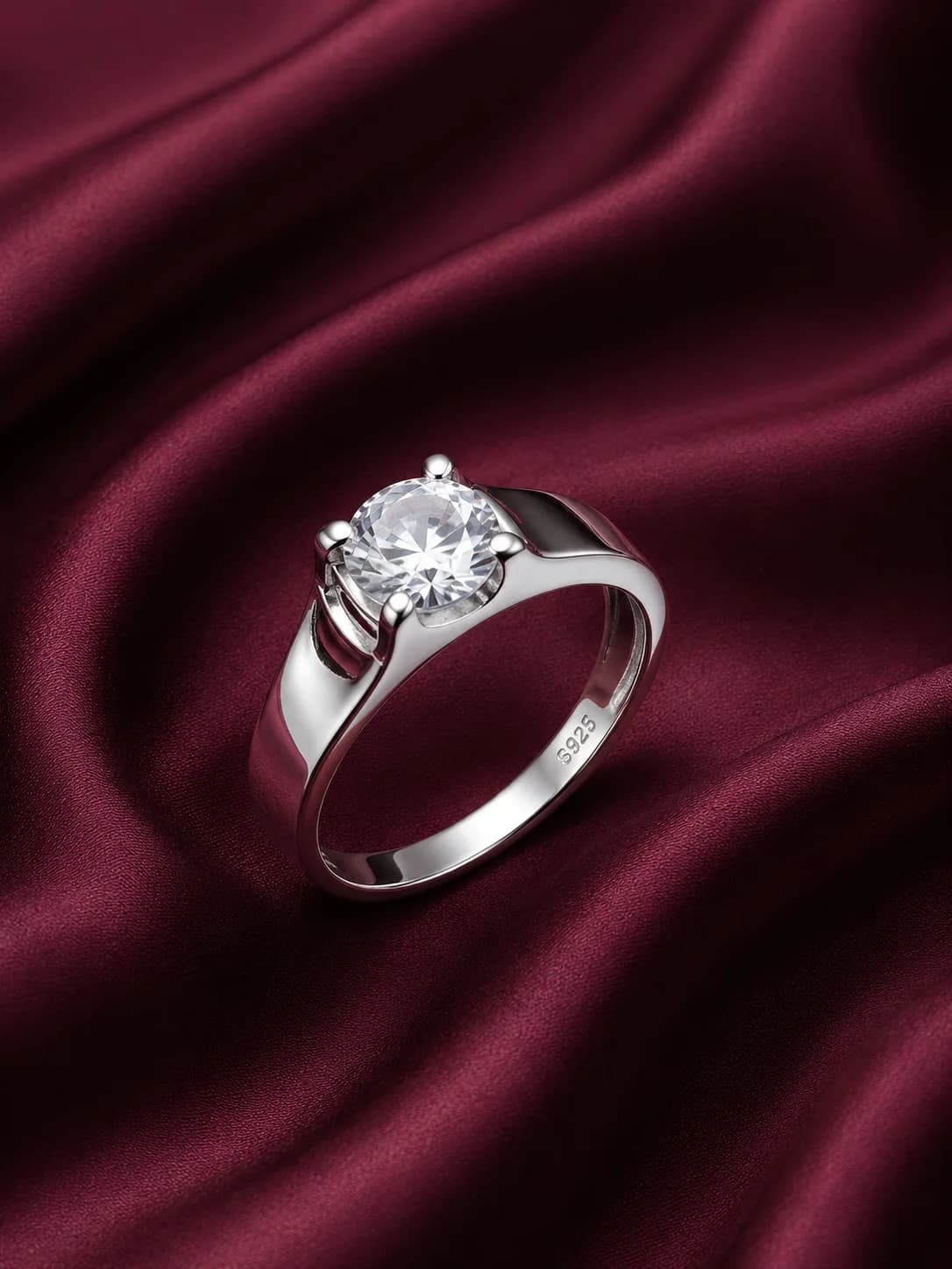 Classic Solitaire Men's Ring