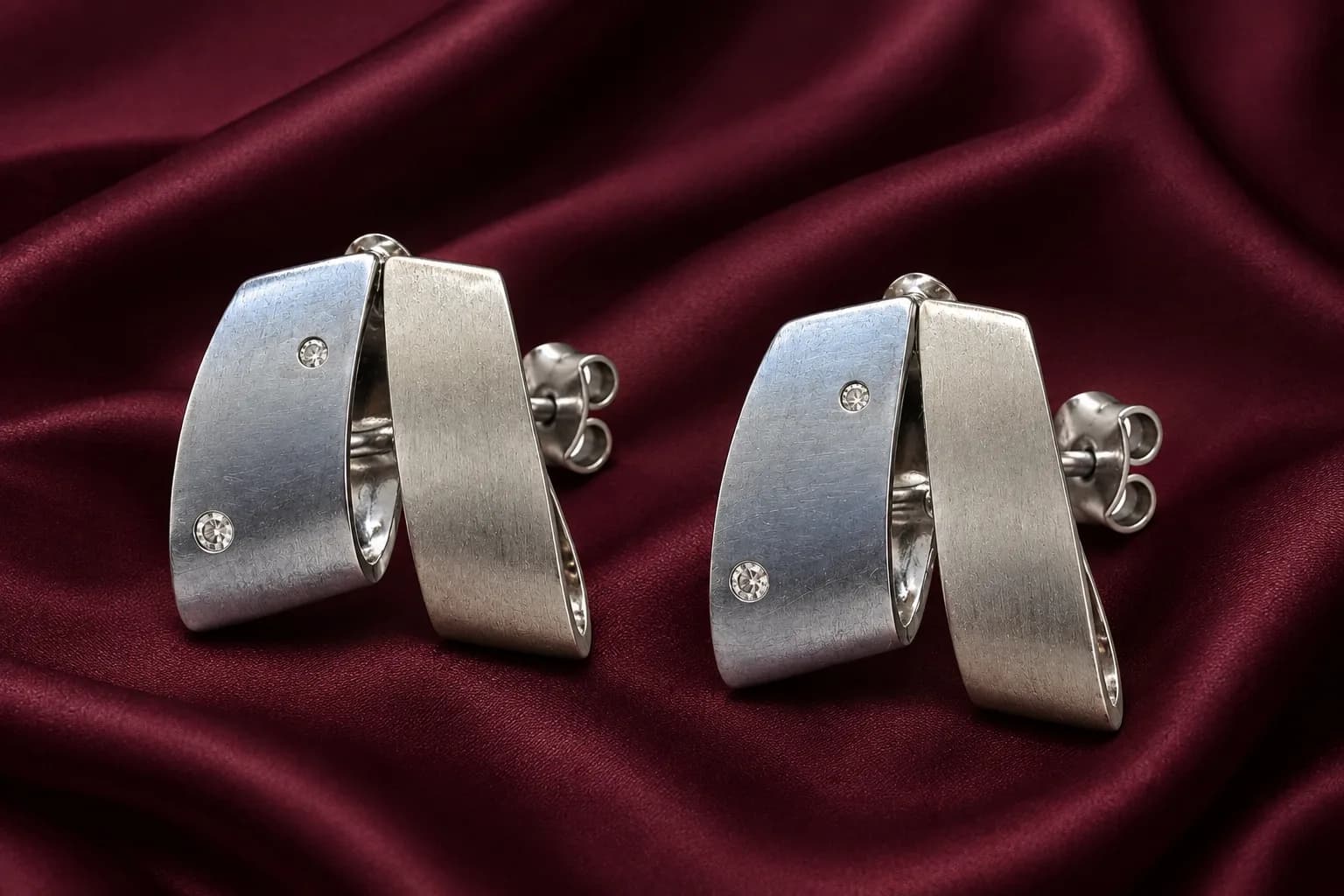 Silver Modern Earring