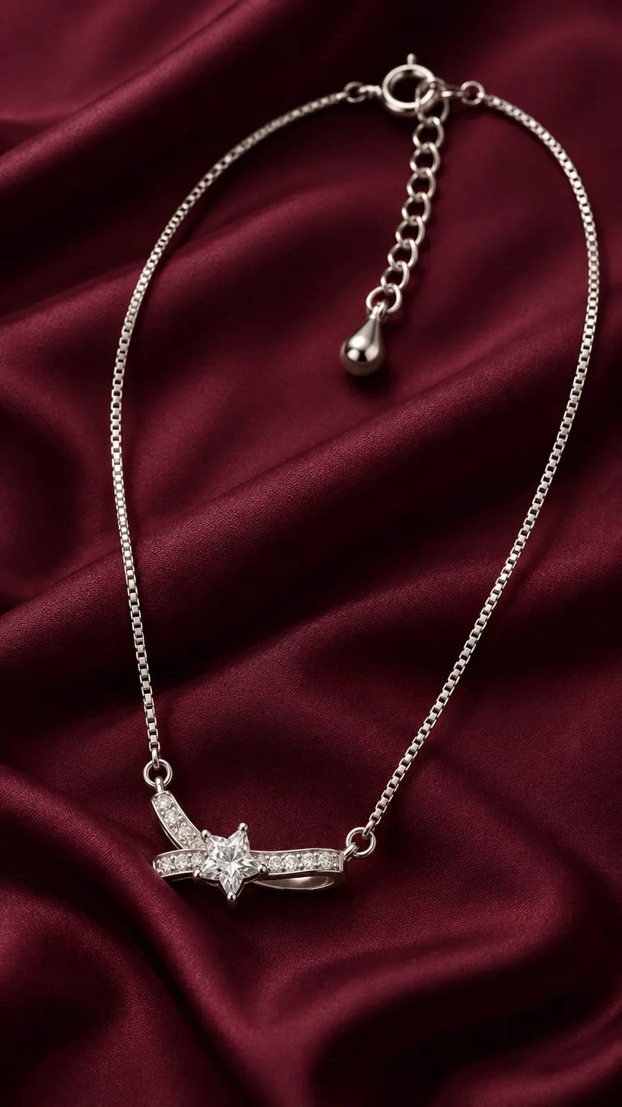 Silver Floral Star Pendant Chain