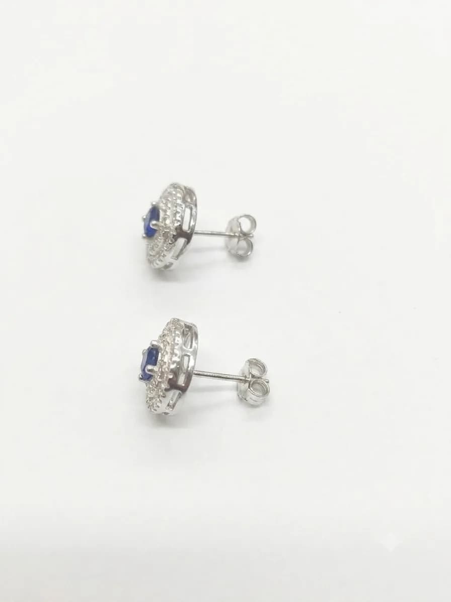 Royal Aura Stud Earrings