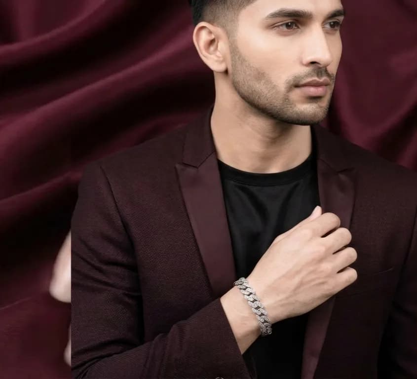 The Royal Curb Bracelet