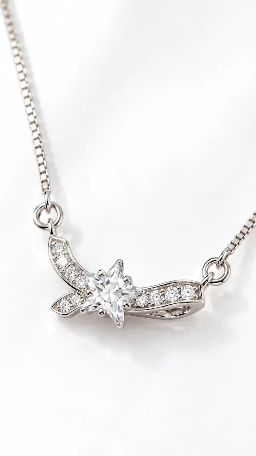 Silver Floral Star Pendant Chain