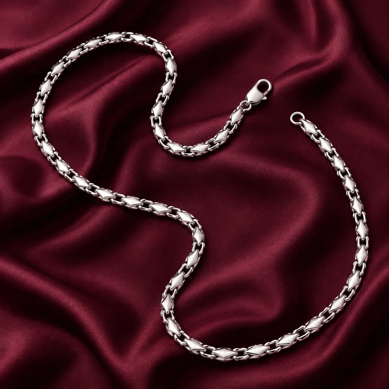 Twisted Facet Silver Chain