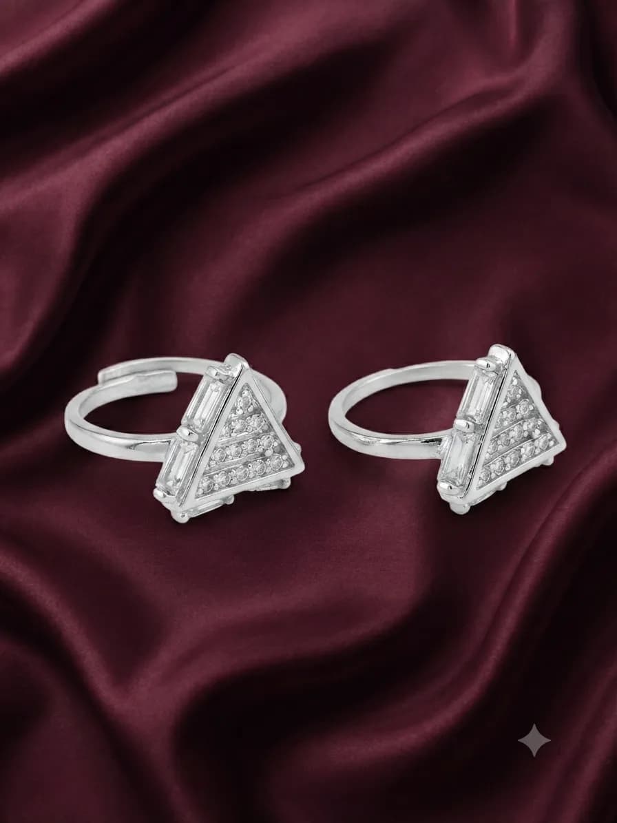 Triora Prism Toe Ring